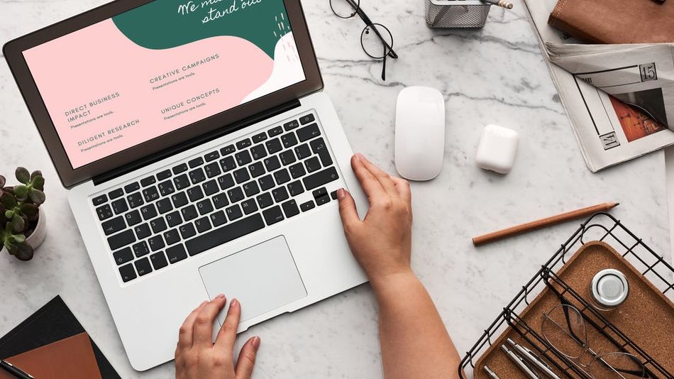 The Side Hustle Accelerator course includes 10 hours of guidance to help you launch your new revenue stream.