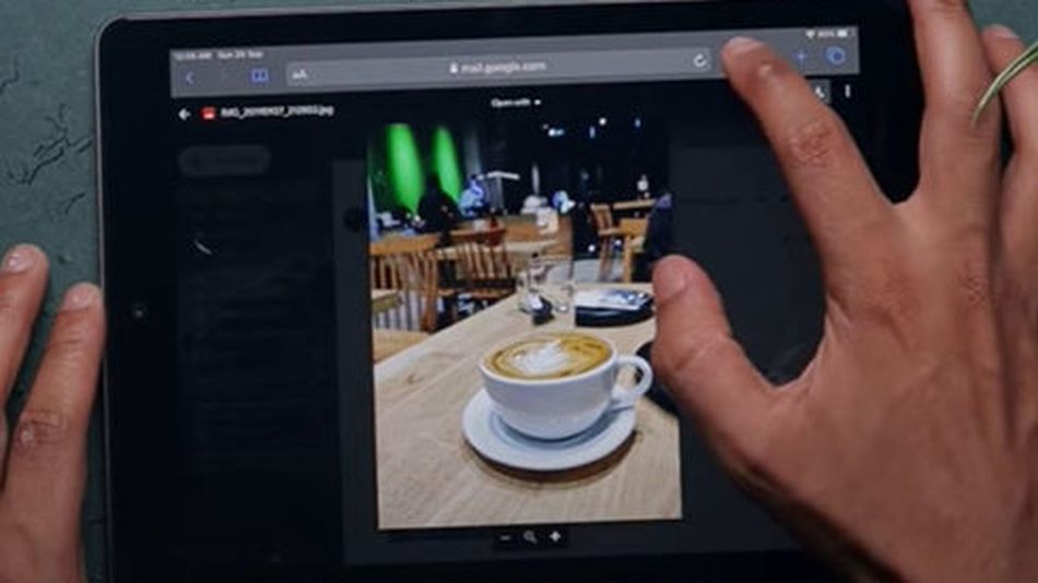 This sixth-gen iPad has a battery life of nine to ten hours.