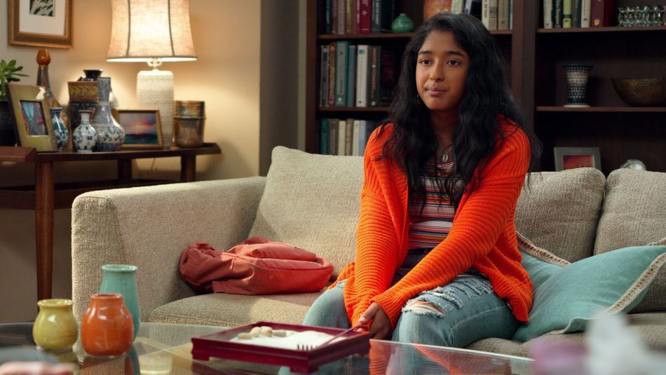 In therapy, Devi (Maitreyi Ramakrishnan) would rather focus on school and boys than on processing her father's sudden death in "Never Have I Ever."