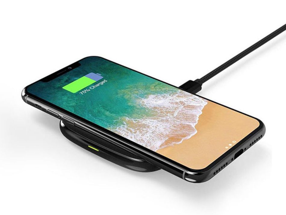 40 of the best deals on power banks, wireless chargers, cables, and more