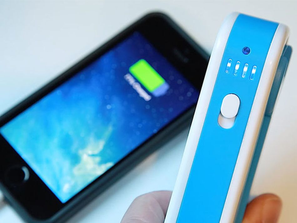 40 of the best deals on power banks, wireless chargers, cables, and more