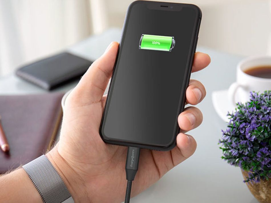 40 of the best deals on power banks, wireless chargers, cables, and more