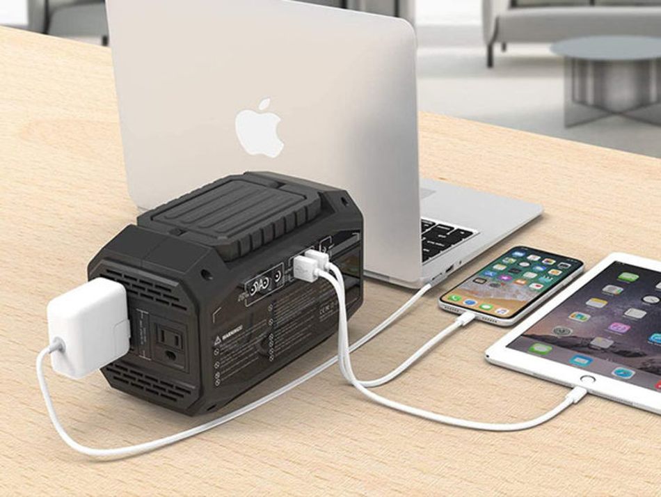 40 of the best deals on power banks, wireless chargers, cables, and more
