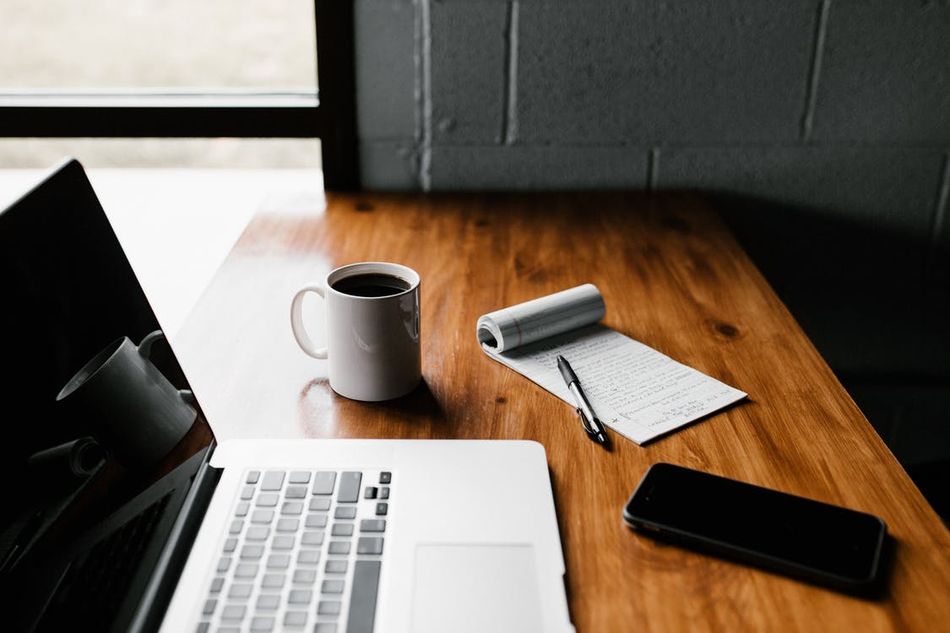 Learn how to start your side hustle with this expert-led training