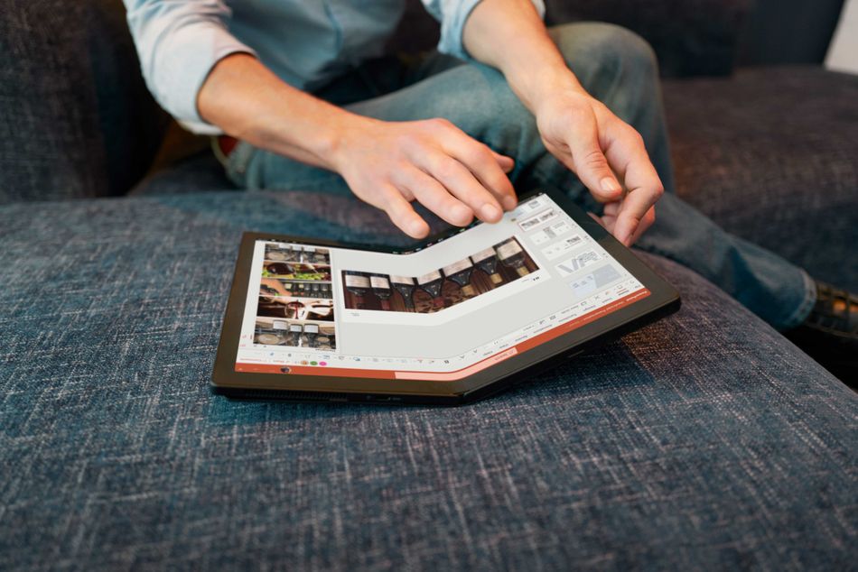Its versatility allows you to use it as a tablet.