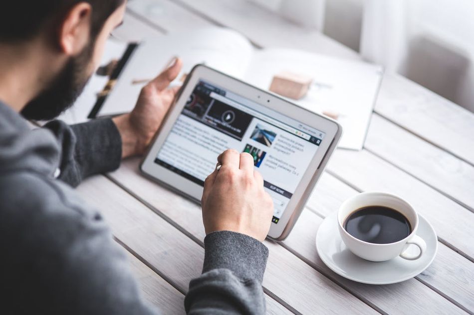 Subscribe to Ground News Premium for less than £20